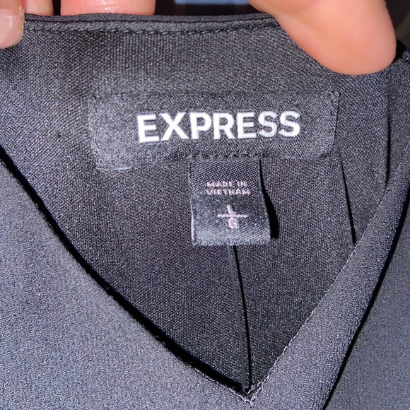 Express - Picture 7 of 7